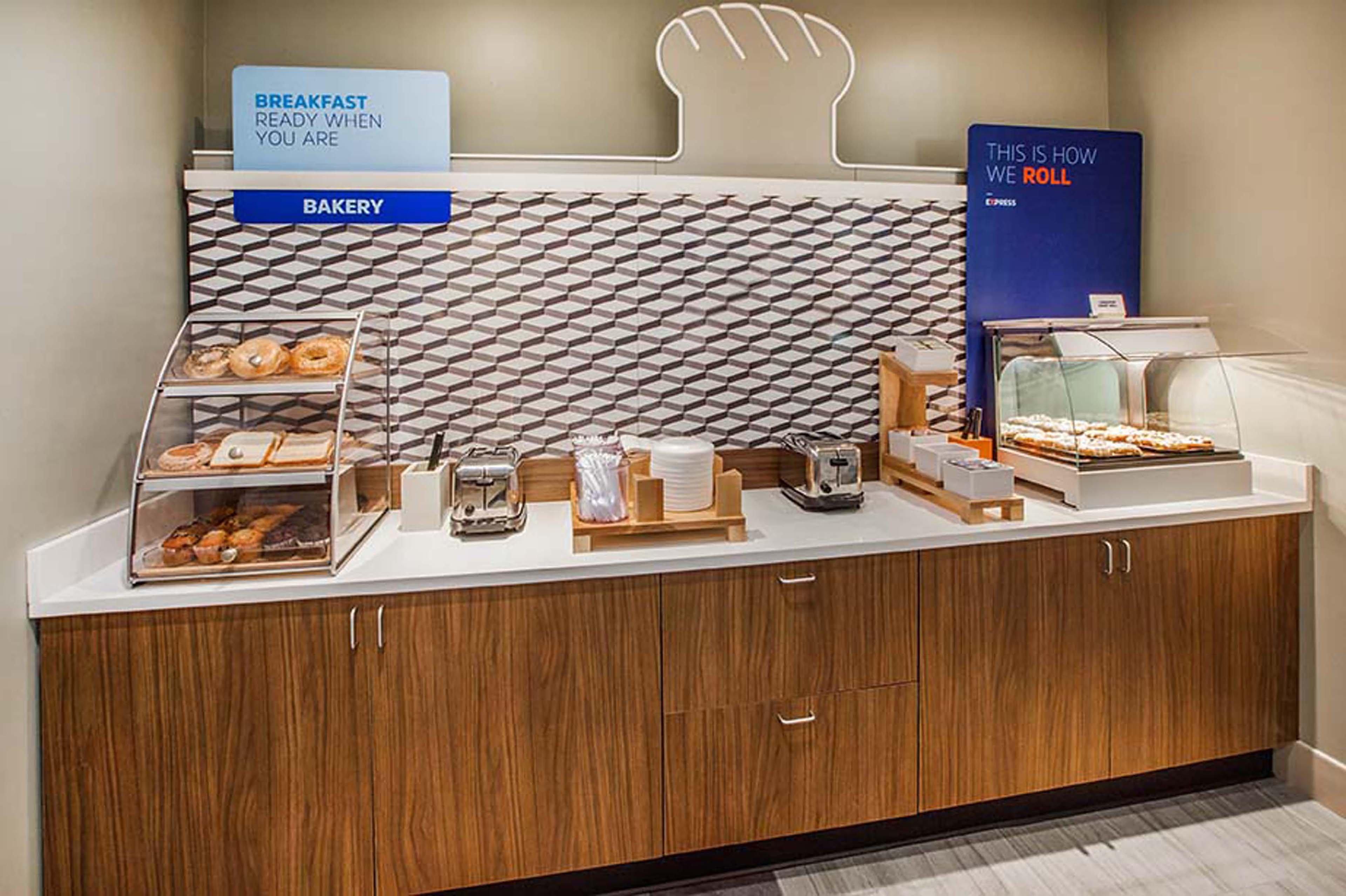 Holiday Inn Express Toledo-Oregon By Ihg Extérieur photo